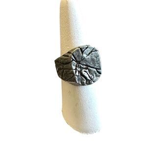 Brand New!! Size 14 Chunky cracked stone ring